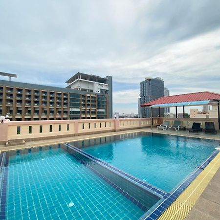 A.A. Pattaya Golden Beach Hotel Exteriör bild