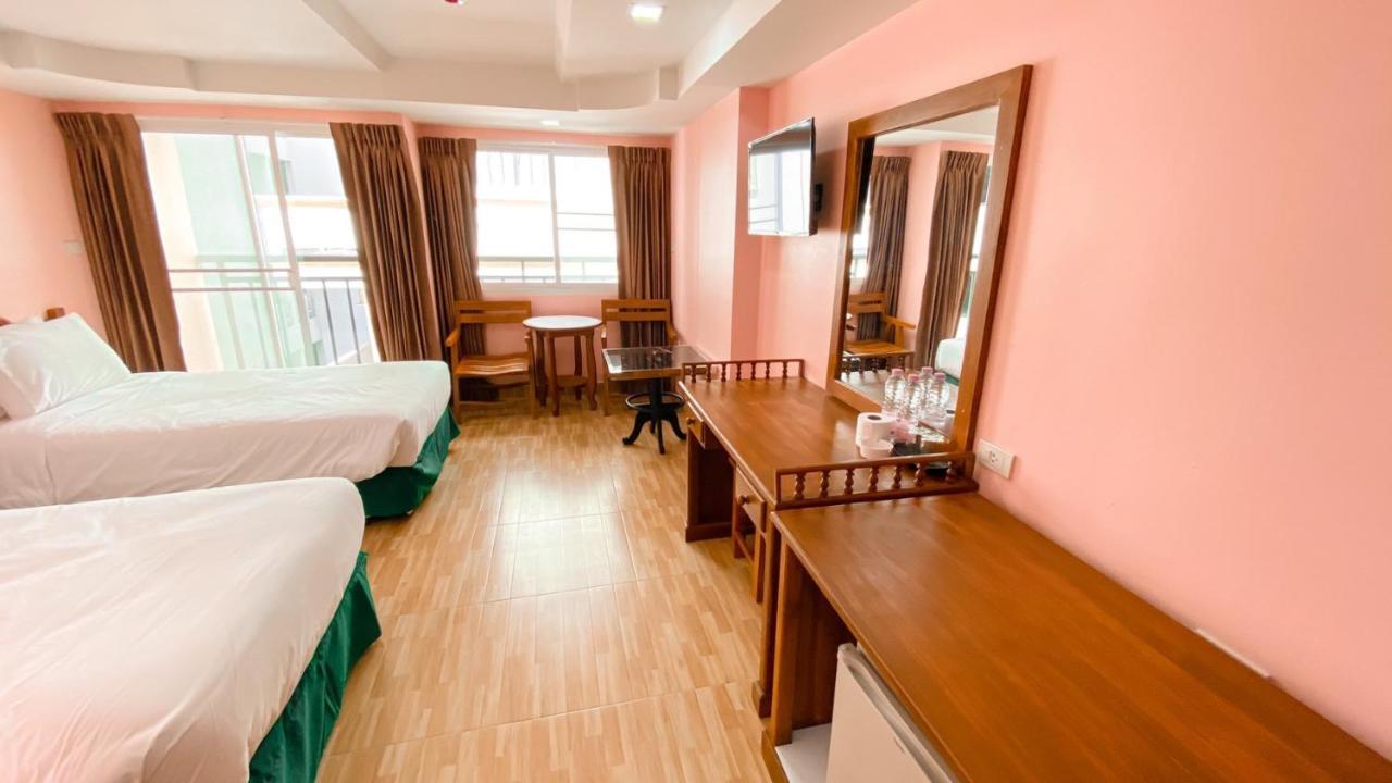 A.A. Pattaya Golden Beach Hotel Exteriör bild
