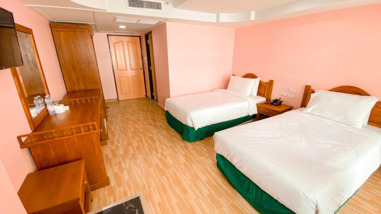 A.A. Pattaya Golden Beach Hotel Exteriör bild